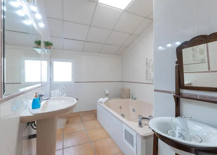 Fidalsa Divine Hiding Villa *
