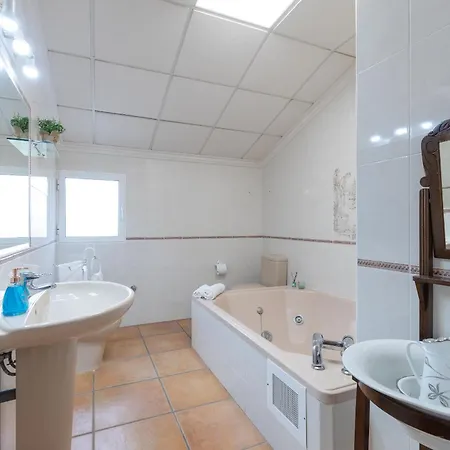 Fidalsa Divine Hiding Villa *